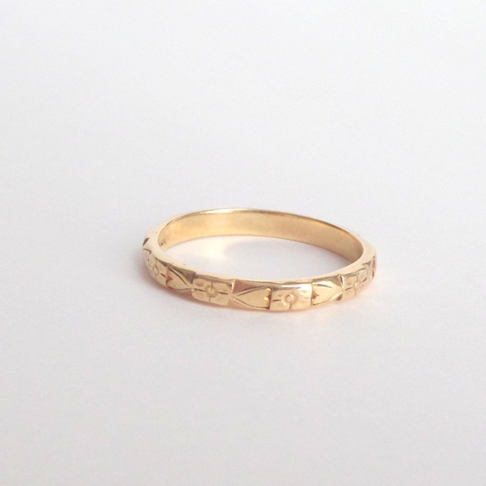 Delicate Gold Floral Band Ring - Women's Jewelry